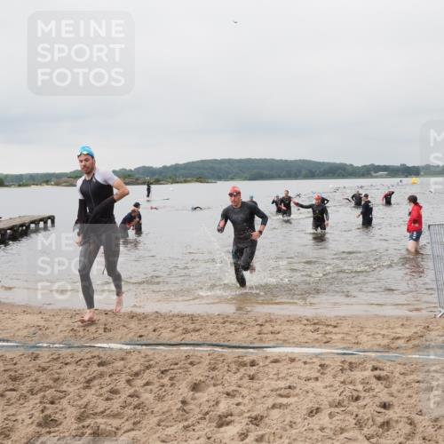 23.06.2024 - Viking Triathlon MichiJ http://msf.ph/oto/6344133 23.06.2024 10:34:11 Schwimmen 160, 385, 477, 605, 657 meine-sportfotos.de