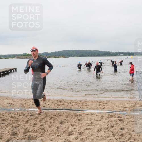 23.06.2024 - Viking Triathlon MichiJ http://msf.ph/oto/6344143 23.06.2024 10:34:12 Schwimmen 160, 385, 477, 605, 657 meine-sportfotos.de