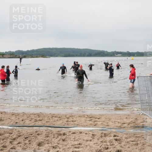 23.06.2024 - Viking Triathlon MichiJ http://msf.ph/oto/6344145 23.06.2024 10:34:13 Schwimmen 385, 477, 605, 657 meine-sportfotos.de