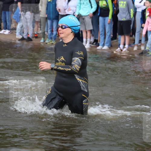 23.06.2024 - Viking Triathlon H.Heesch http://msf.ph/oto/6344166 23.06.2024 10:05:06 Schwimmen 28, 63, 166, 184, 188, 239, 253, 264, 286, 366, 375, 398, 459, 489 meine-sportfotos.de