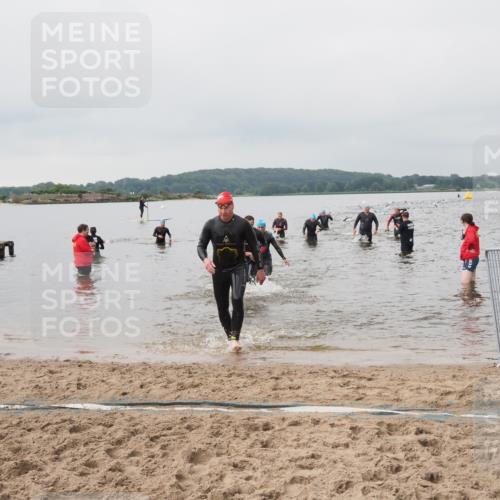 23.06.2024 - Viking Triathlon MichiJ http://msf.ph/oto/6344169 23.06.2024 10:34:20 Schwimmen 12, 407, 477, 657 meine-sportfotos.de