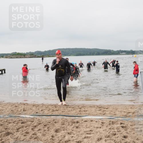 23.06.2024 - Viking Triathlon MichiJ http://msf.ph/oto/6344171 23.06.2024 10:34:21 Schwimmen 12, 407, 477, 601, 657 meine-sportfotos.de