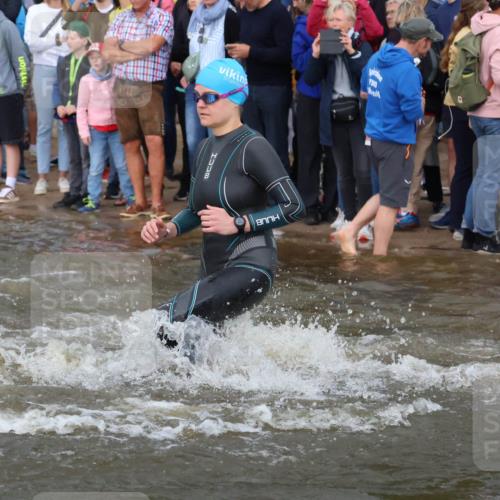 23.06.2024 - Viking Triathlon H.Heesch http://msf.ph/oto/6344185 23.06.2024 10:05:14 Schwimmen 28, 63, 93, 163, 181, 208, 286, 287, 317, 375, 388, 398, 403, 423, 459, 618 meine-sportfotos.de