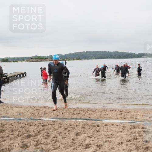 23.06.2024 - Viking Triathlon MichiJ http://msf.ph/oto/6344193 23.06.2024 10:34:26 Schwimmen 12, 173, 386, 407, 477, 524, 534, 601, 608 meine-sportfotos.de