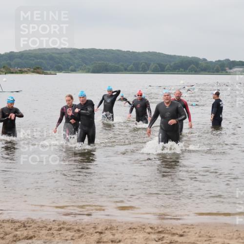 23.06.2024 - Viking Triathlon MichiJ http://msf.ph/oto/6344203 23.06.2024 10:34:29 Schwimmen 12, 173, 386, 407, 524, 534, 601, 608, 632, 660 meine-sportfotos.de