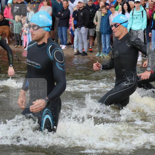 23.06.2024 - Viking Triathlon H.Heesch http://msf.ph/oto/6344245 23.06.2024 10:05:28 Schwimmen 15, 17, 119, 130, 145, 157, 202, 288, 374, 414, 422, 428, 429, 452, 478, 480, 500, 648 meine-sportfotos.de