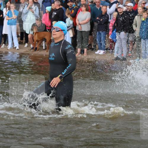 23.06.2024 - Viking Triathlon H.Heesch http://msf.ph/oto/6344253 23.06.2024 10:05:31 Schwimmen 15, 17, 130, 145, 202, 288, 374, 414, 422, 429, 452, 480, 532 meine-sportfotos.de
