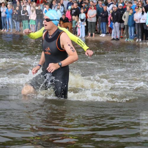 23.06.2024 - Viking Triathlon H.Heesch http://msf.ph/oto/6344265 23.06.2024 10:05:34 Schwimmen 15, 17, 123, 145, 202, 277, 288, 314, 374, 381, 414, 429, 447, 480, 532 meine-sportfotos.de