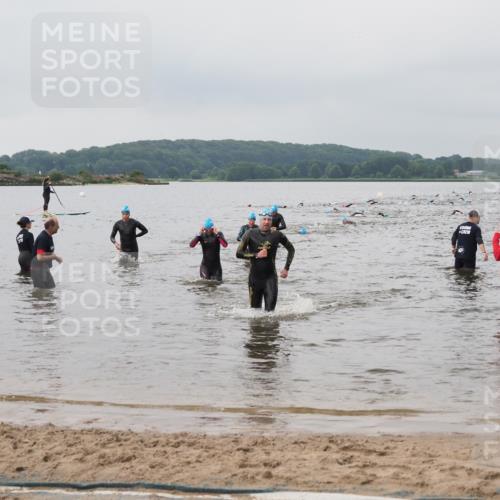 23.06.2024 - Viking Triathlon MichiJ http://msf.ph/oto/6344285 23.06.2024 10:34:46 Schwimmen 58, 453, 503 meine-sportfotos.de