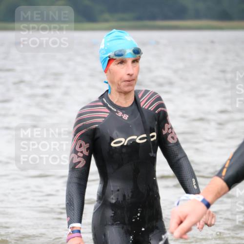 23.06.2024 - Viking Triathlon H.Heesch http://msf.ph/oto/6344307 23.06.2024 10:38:35 Schwimmen 98, 134, 255, 303, 382, 402 meine-sportfotos.de