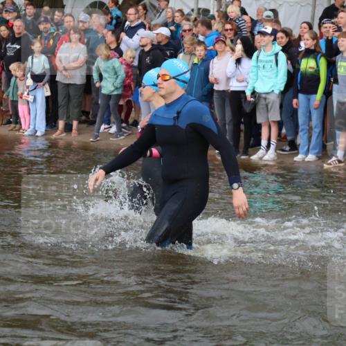 23.06.2024 - Viking Triathlon H.Heesch http://msf.ph/oto/6344311 23.06.2024 10:05:44 Schwimmen 41, 74, 123, 195, 204, 277, 314, 381, 390, 395, 413, 447, 471, 509, 553, 610, 617 meine-sportfotos.de