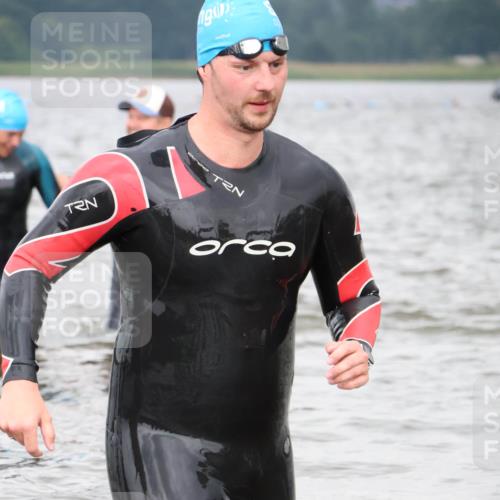 23.06.2024 - Viking Triathlon H.Heesch http://msf.ph/oto/6344312 23.06.2024 10:38:45 Schwimmen 303, 332, 404, 409, 650 meine-sportfotos.de