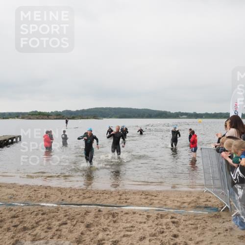 23.06.2024 - Viking Triathlon MichiJ http://msf.ph/oto/6344319 23.06.2024 10:34:57 Schwimmen 58, 242, 299, 311, 453, 470, 541 meine-sportfotos.de