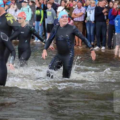 23.06.2024 - Viking Triathlon H.Heesch http://msf.ph/oto/6344321 23.06.2024 10:05:45 Schwimmen 41, 74, 195, 204, 390, 395, 413, 471, 509, 553, 610, 617 meine-sportfotos.de