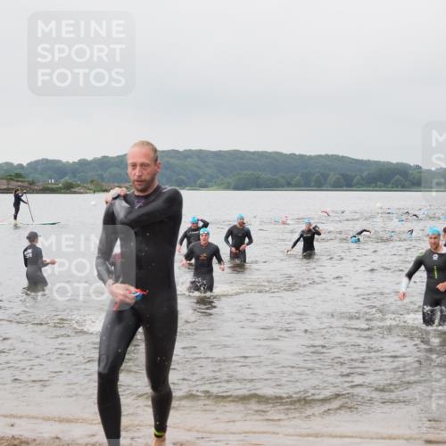 23.06.2024 - Viking Triathlon MichiJ http://msf.ph/oto/6344337 23.06.2024 10:35:00 Schwimmen 242, 299, 311, 470, 541 meine-sportfotos.de