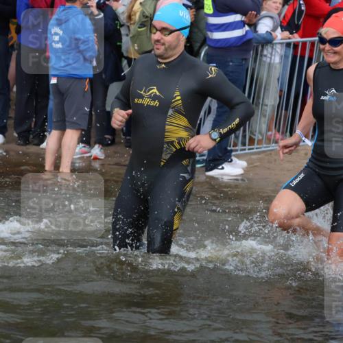 23.06.2024 - Viking Triathlon H.Heesch http://msf.ph/oto/6344338 23.06.2024 10:05:49 Schwimmen 41, 74, 150, 172, 195, 204, 329, 390, 395, 413, 431, 471, 501, 509, 514, 553, 610, 617 meine-sportfotos.de