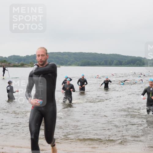 23.06.2024 - Viking Triathlon MichiJ http://msf.ph/oto/6344339 23.06.2024 10:35:01 Schwimmen 218, 242, 299, 311, 470, 541 meine-sportfotos.de