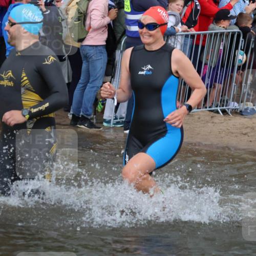 23.06.2024 - Viking Triathlon H.Heesch http://msf.ph/oto/6344340 23.06.2024 10:05:49 Schwimmen 41, 74, 150, 172, 195, 204, 329, 390, 395, 413, 431, 471, 501, 509, 514, 553, 610, 617 meine-sportfotos.de