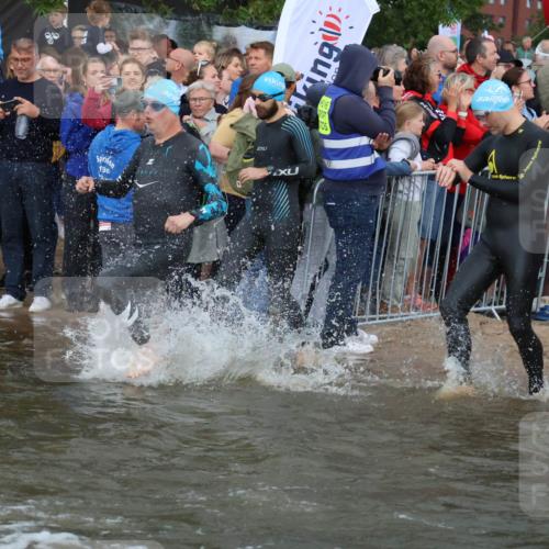 23.06.2024 - Viking Triathlon H.Heesch http://msf.ph/oto/6344345 23.06.2024 10:05:51 Schwimmen 41, 150, 172, 204, 329, 395, 431, 501, 509, 514, 553, 617 meine-sportfotos.de