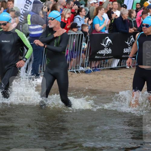 23.06.2024 - Viking Triathlon H.Heesch http://msf.ph/oto/6344355 23.06.2024 10:05:53 Schwimmen 41, 150, 151, 172, 204, 249, 271, 329, 370, 392, 395, 431, 501, 509, 514, 553, 617, 652 meine-sportfotos.de