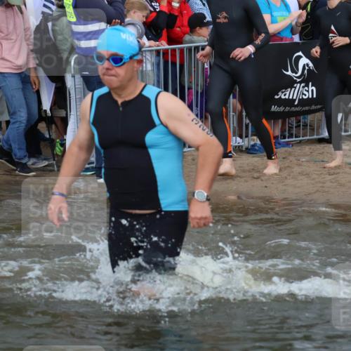 23.06.2024 - Viking Triathlon H.Heesch http://msf.ph/oto/6344363 23.06.2024 10:05:55 Schwimmen 150, 151, 172, 249, 271, 329, 370, 392, 431, 501, 514, 617, 652 meine-sportfotos.de
