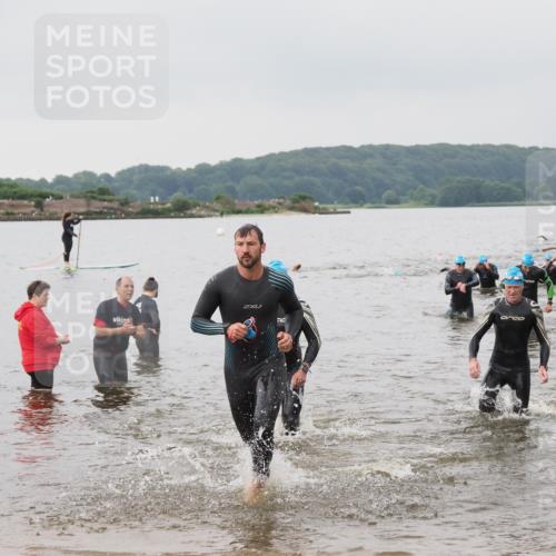 23.06.2024 - Viking Triathlon MichiJ http://msf.ph/oto/6344366 23.06.2024 10:35:12 Schwimmen 101, 104, 218, 454 meine-sportfotos.de