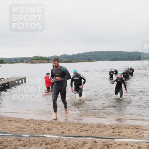 23.06.2024 - Viking Triathlon MichiJ http://msf.ph/oto/6344372 23.06.2024 10:35:13 Schwimmen 101, 104, 218, 454 meine-sportfotos.de