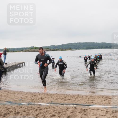 23.06.2024 - Viking Triathlon MichiJ http://msf.ph/oto/6344374 23.06.2024 10:35:14 Schwimmen 101, 104, 120, 218, 454 meine-sportfotos.de