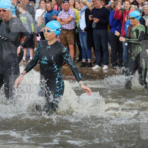 23.06.2024 - Viking Triathlon H.Heesch http://msf.ph/oto/6344375 23.06.2024 10:05:58 Schwimmen 46, 150, 151, 172, 236, 249, 271, 313, 329, 370, 392, 417, 431, 433, 473, 501, 514, 652 meine-sportfotos.de