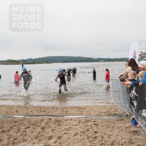 23.06.2024 - Viking Triathlon MichiJ http://msf.ph/oto/6344382 23.06.2024 10:35:15 Schwimmen 101, 104, 120, 218, 454 meine-sportfotos.de