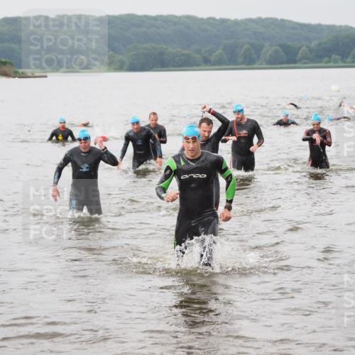 23.06.2024 - Viking Triathlon MichiJ http://msf.ph/oto/6344387 23.06.2024 10:35:20 Schwimmen 101, 104, 120, 226, 454 meine-sportfotos.de