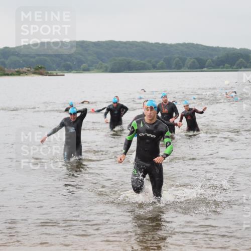 23.06.2024 - Viking Triathlon MichiJ http://msf.ph/oto/6344393 23.06.2024 10:35:21 Schwimmen 104, 120, 226, 533 meine-sportfotos.de