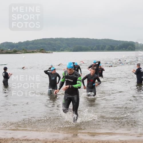 23.06.2024 - Viking Triathlon MichiJ http://msf.ph/oto/6344403 23.06.2024 10:35:22 Schwimmen 104, 120, 226, 533 meine-sportfotos.de