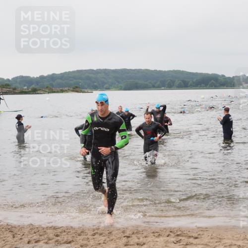 23.06.2024 - Viking Triathlon MichiJ http://msf.ph/oto/6344407 23.06.2024 10:35:23 Schwimmen 104, 120, 226, 520, 533 meine-sportfotos.de