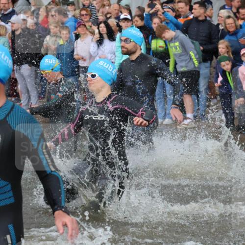 23.06.2024 - Viking Triathlon H.Heesch http://msf.ph/oto/6344436 23.06.2024 10:06:11 Schwimmen 21, 44, 60, 112, 139, 155, 258, 320, 334, 440, 481, 651 meine-sportfotos.de