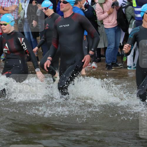 23.06.2024 - Viking Triathlon H.Heesch http://msf.ph/oto/6344466 23.06.2024 10:06:18 Schwimmen 21, 55, 59, 112, 139, 141, 217, 228, 267, 284, 320, 334, 371, 440, 505, 508, 511, 538 meine-sportfotos.de