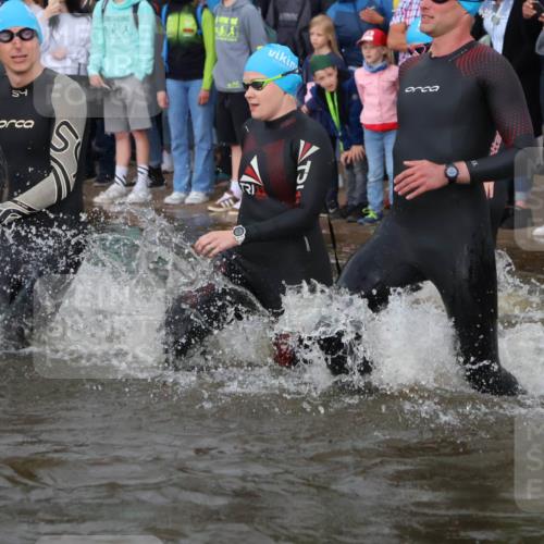 23.06.2024 - Viking Triathlon H.Heesch http://msf.ph/oto/6344468 23.06.2024 10:06:19 Schwimmen 21, 55, 59, 112, 139, 141, 217, 228, 267, 284, 334, 371, 505, 508, 511, 538 meine-sportfotos.de