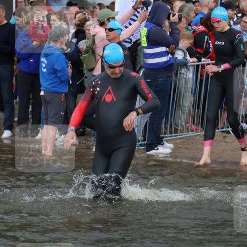 23.06.2024 - Viking Triathlon H.Heesch http://msf.ph/oto/6344494 23.06.2024 10:06:25 Schwimmen 18, 59, 113, 176, 217, 228, 284, 307, 371, 505, 508, 515, 644 meine-sportfotos.de