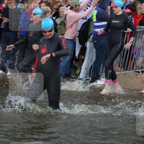 23.06.2024 - Viking Triathlon H.Heesch http://msf.ph/oto/6344496 23.06.2024 10:06:25 Schwimmen 18, 59, 113, 176, 217, 228, 284, 307, 371, 505, 508, 515, 644 meine-sportfotos.de