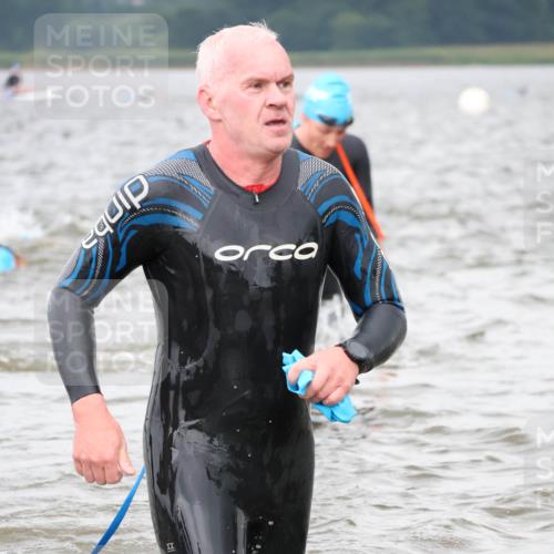 23.06.2024 - Viking Triathlon H.Heesch http://msf.ph/oto/6344523 23.06.2024 10:39:02 Schwimmen 200, 212, 318, 335, 383, 544 meine-sportfotos.de
