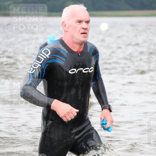 23.06.2024 - Viking Triathlon H.Heesch http://msf.ph/oto/6344525 23.06.2024 10:39:02 Schwimmen 200, 212, 318, 335, 383, 544 meine-sportfotos.de