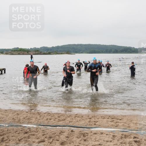 23.06.2024 - Viking Triathlon MichiJ http://msf.ph/oto/6344541 23.06.2024 10:35:51 Schwimmen 42, 129, 306, 529, 549, 623, 655 meine-sportfotos.de