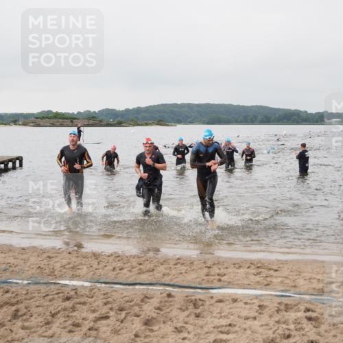 23.06.2024 - Viking Triathlon MichiJ http://msf.ph/oto/6344544 23.06.2024 10:35:52 Schwimmen 11, 42, 129, 306, 312, 529, 549, 623, 655 meine-sportfotos.de
