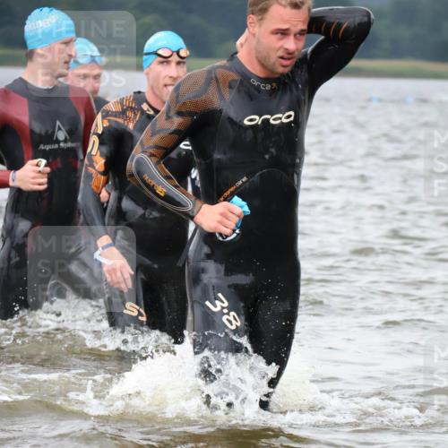 23.06.2024 - Viking Triathlon H.Heesch http://msf.ph/oto/6344548 23.06.2024 10:39:16 Schwimmen 26, 140, 383, 389, 415, 435 meine-sportfotos.de