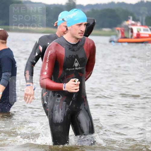 23.06.2024 - Viking Triathlon H.Heesch http://msf.ph/oto/6344553 23.06.2024 10:39:20 Schwimmen 26, 194, 389, 405, 415, 427, 435 meine-sportfotos.de