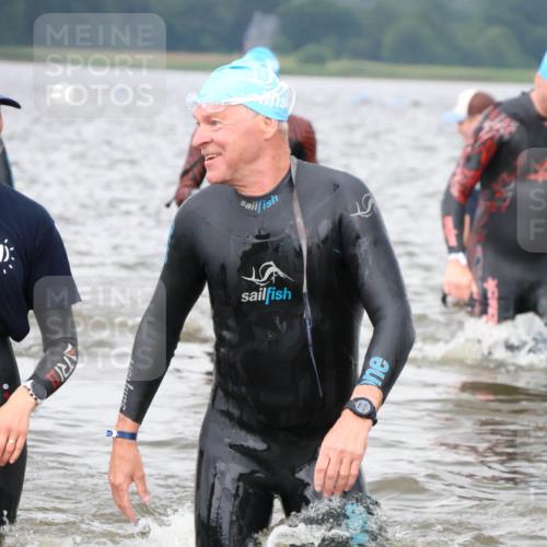 23.06.2024 - Viking Triathlon H.Heesch http://msf.ph/oto/6344576 23.06.2024 10:39:42 Schwimmen 33, 91, 319 meine-sportfotos.de