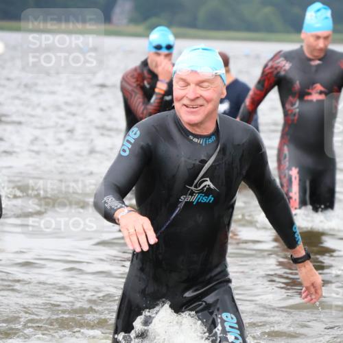 23.06.2024 - Viking Triathlon H.Heesch http://msf.ph/oto/6344578 23.06.2024 10:39:43 Schwimmen 33, 91, 193, 319 meine-sportfotos.de
