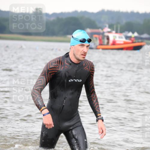 23.06.2024 - Viking Triathlon H.Heesch http://msf.ph/oto/6344585 23.06.2024 10:39:47 Schwimmen 33, 91, 193, 319, 535 meine-sportfotos.de