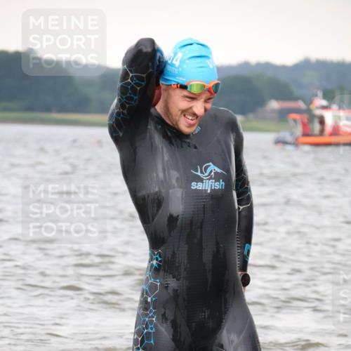 23.06.2024 - Viking Triathlon H.Heesch http://msf.ph/oto/6344590 23.06.2024 10:39:48 Schwimmen 33, 36, 91, 193, 319, 535 meine-sportfotos.de