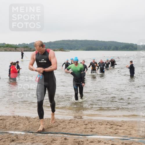 23.06.2024 - Viking Triathlon MichiJ http://msf.ph/oto/6344626 23.06.2024 10:36:05 Schwimmen 11, 42, 300, 312, 327, 361, 517, 655 meine-sportfotos.de